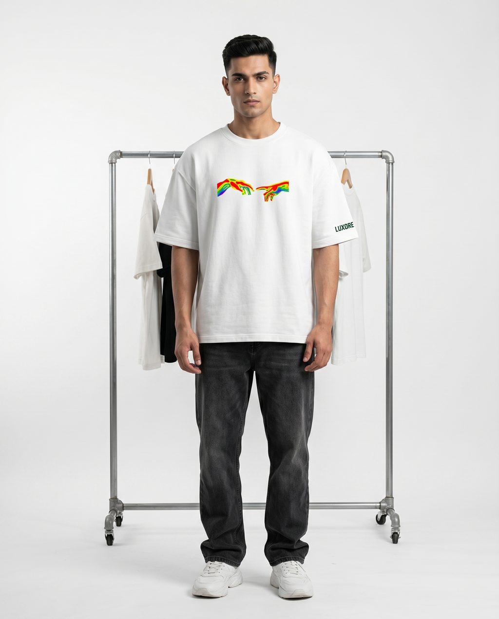 LUXORÉ RED HEART GRAPHIC PRINTED TEE