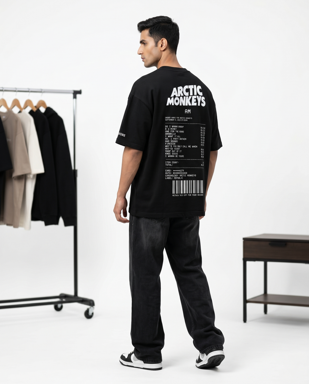 LUXORÉ ARCTIC MONKEY LYRIC BILL GRAPHIC PRINTED TEE