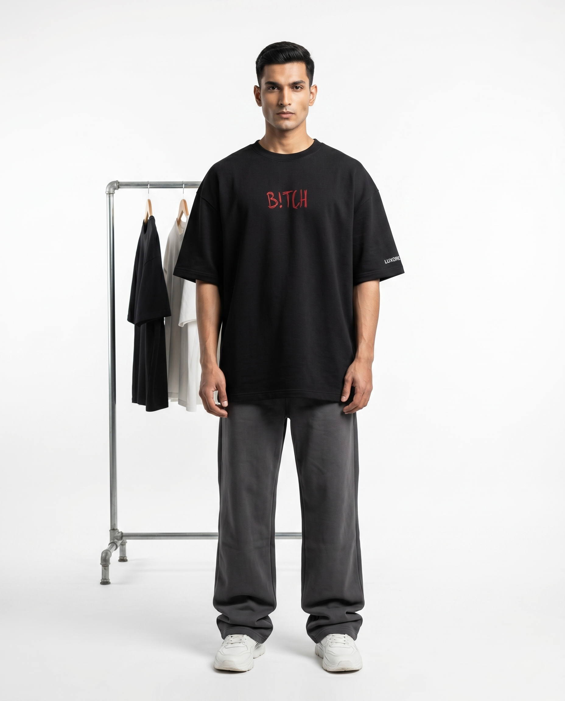 LUXORÉ ART IS NOT A CRIME  GRAPHIC PRINTED TEE