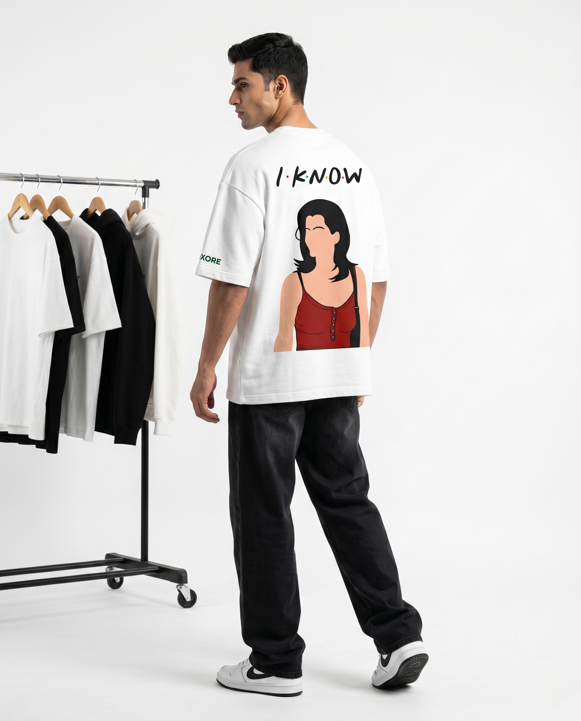 LUXORÉ SEVEN I KNOW GRAPHIC PRINTED TEE