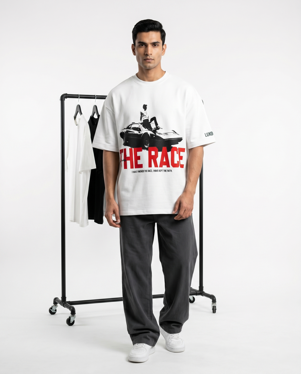 LUXORÉ THE RACE GRAPHIC PRINTED TEE