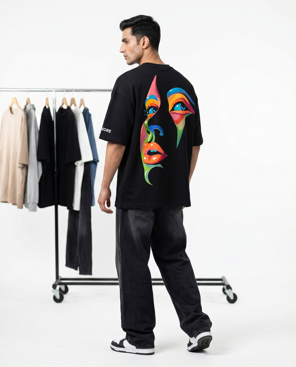 LUXORÉ ART GRAPHIC PRINTED TEE