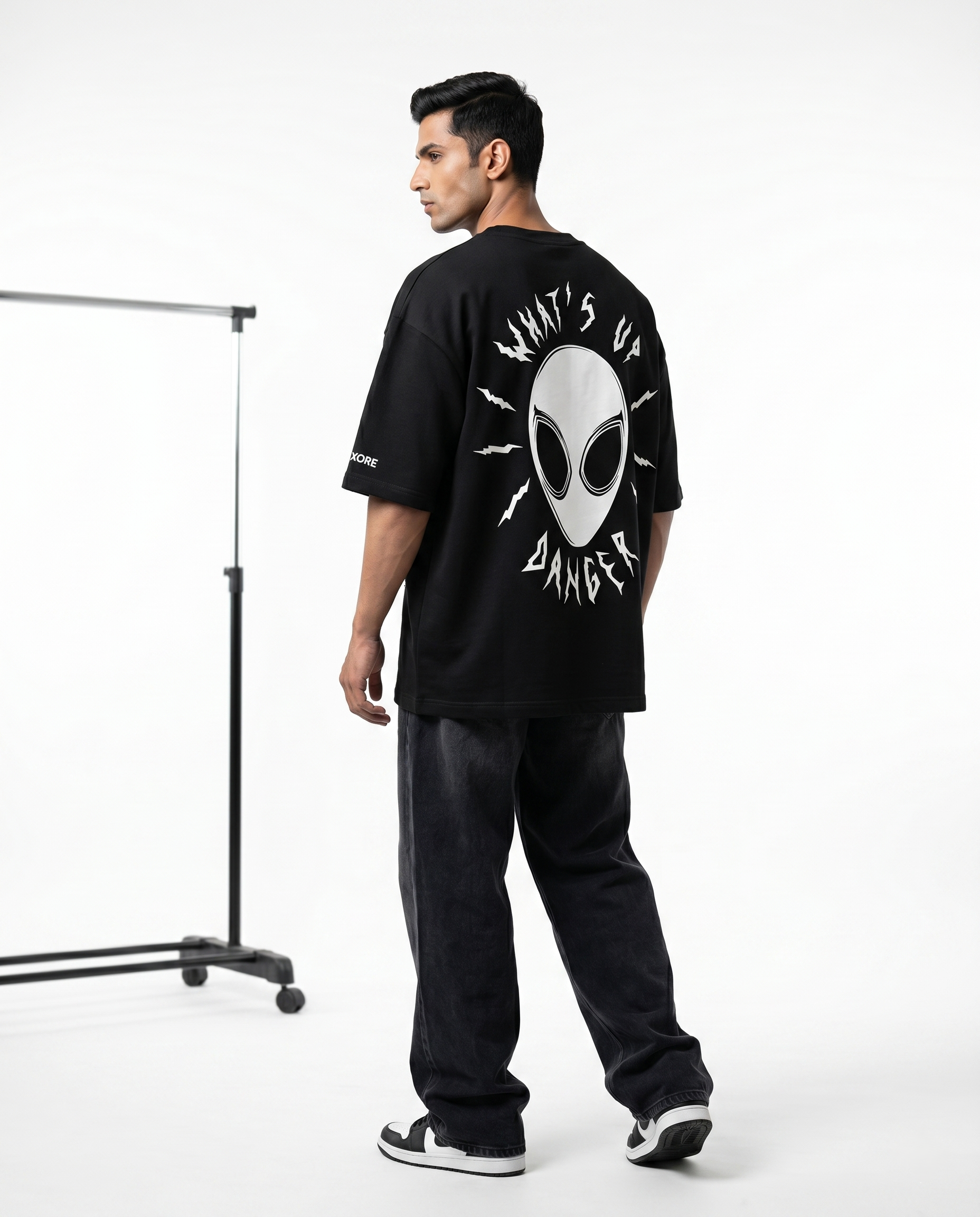 LUXORÉ WHAT'S UP DANGER GRAPHIC PRINTED TEE