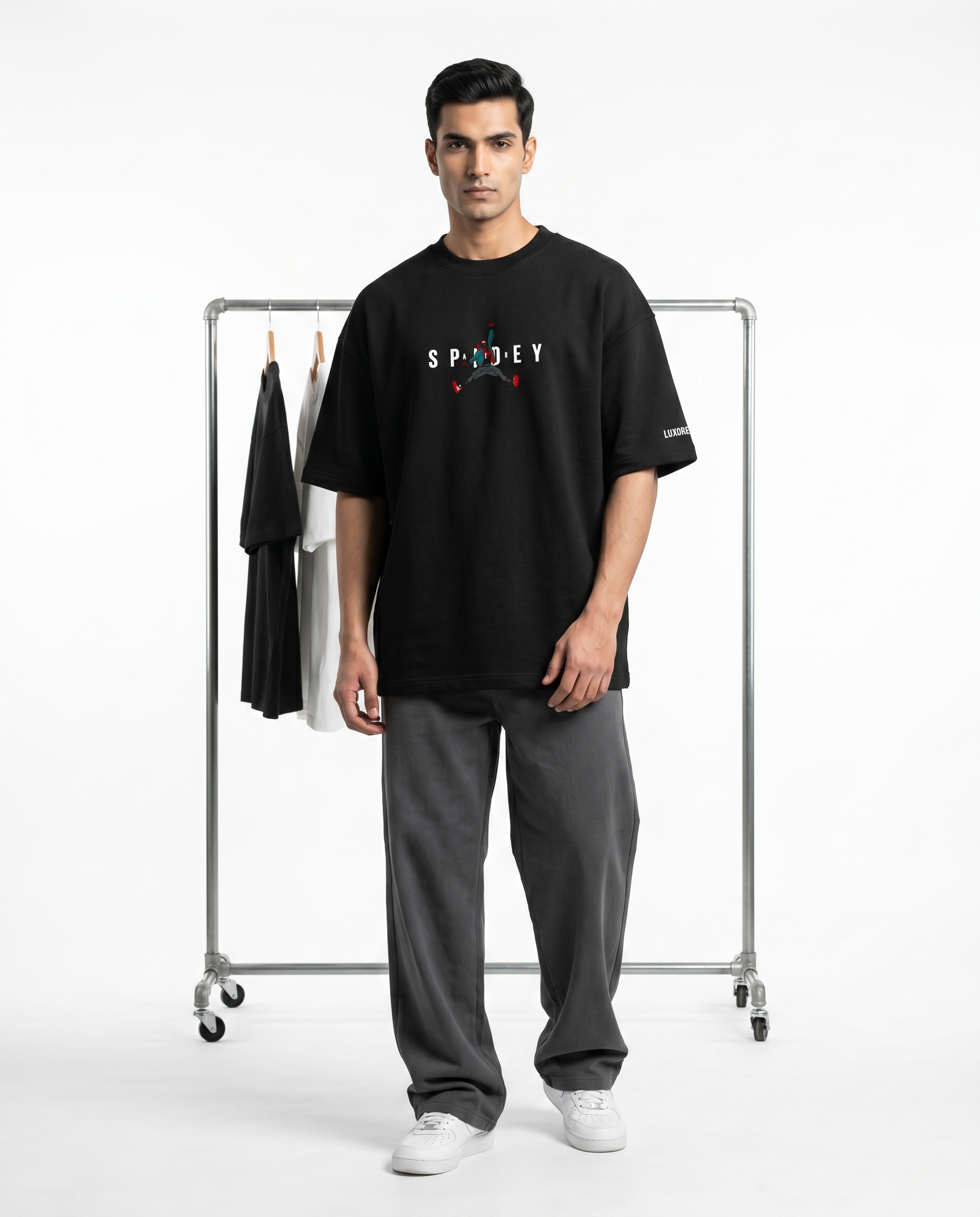 LUXORÉ SPIDY AIR GRAPHIC PRINTED TEE