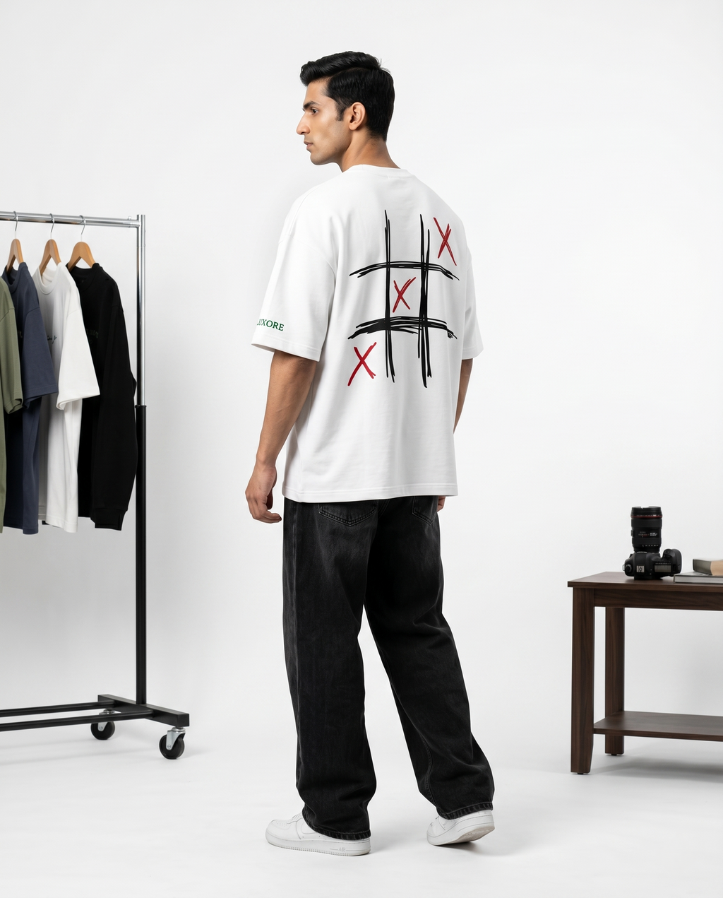 LUXORÉ X/X/X GRAPHIC PRINTED TEE