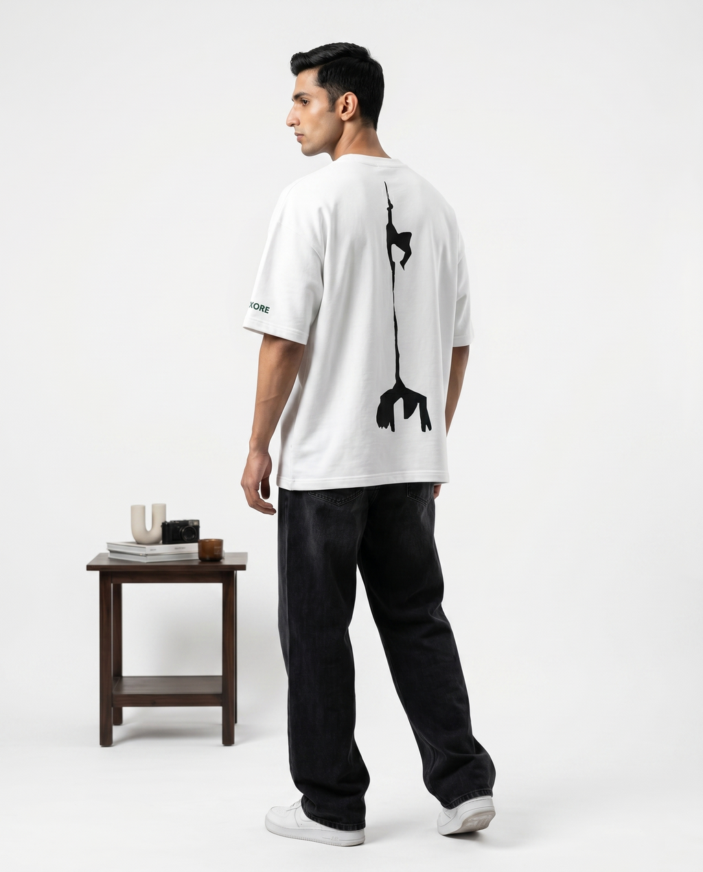 LUXORÉ SPIDER-WEB MJ GRAPHIC PRINTED TEE