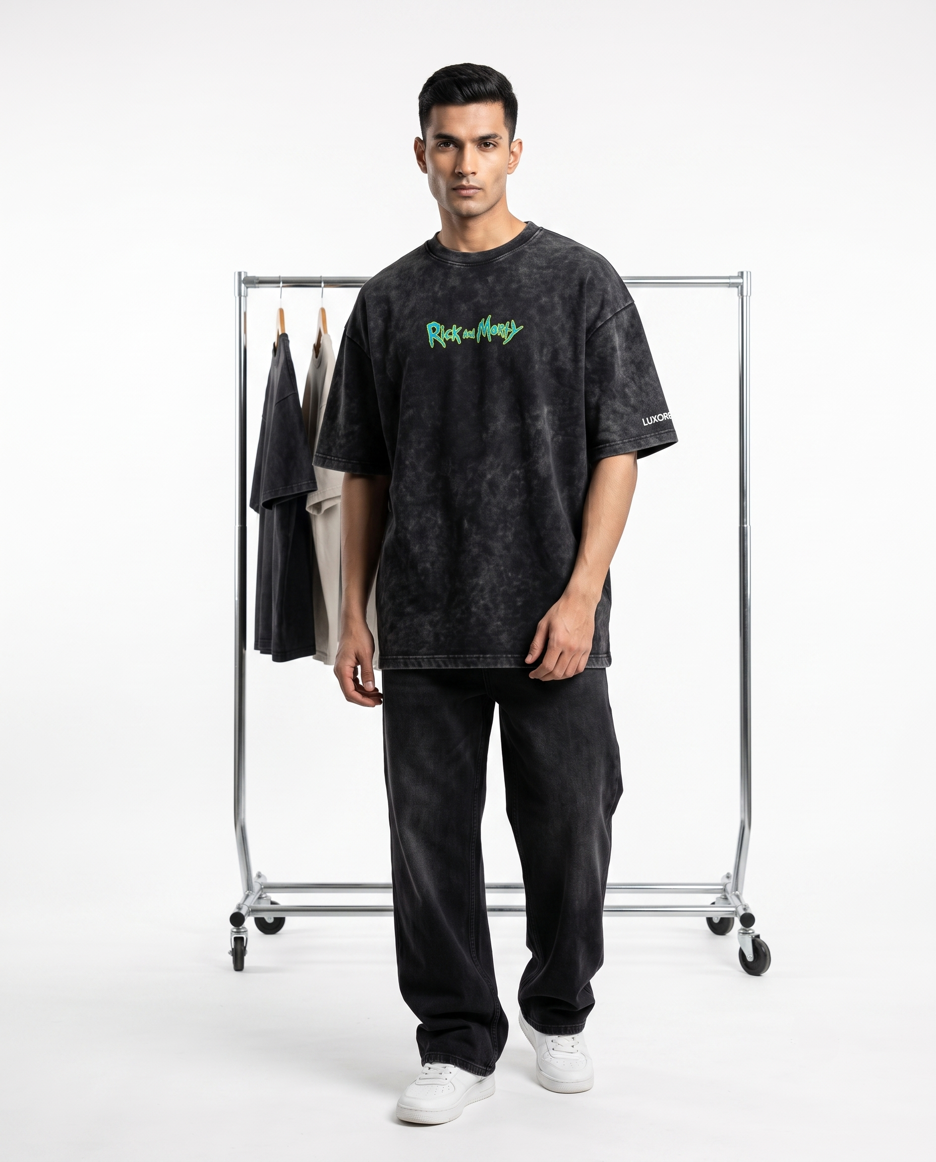 RICK & MORTY GRAPHIC PRINTED TEE