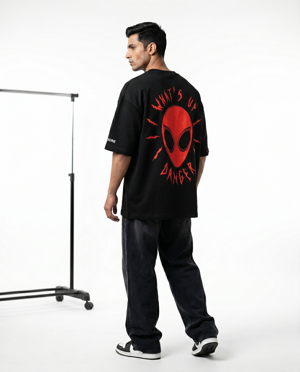 LUXORÉ WHAT'S UP DANGER GRAPHIC PRINTED TEE