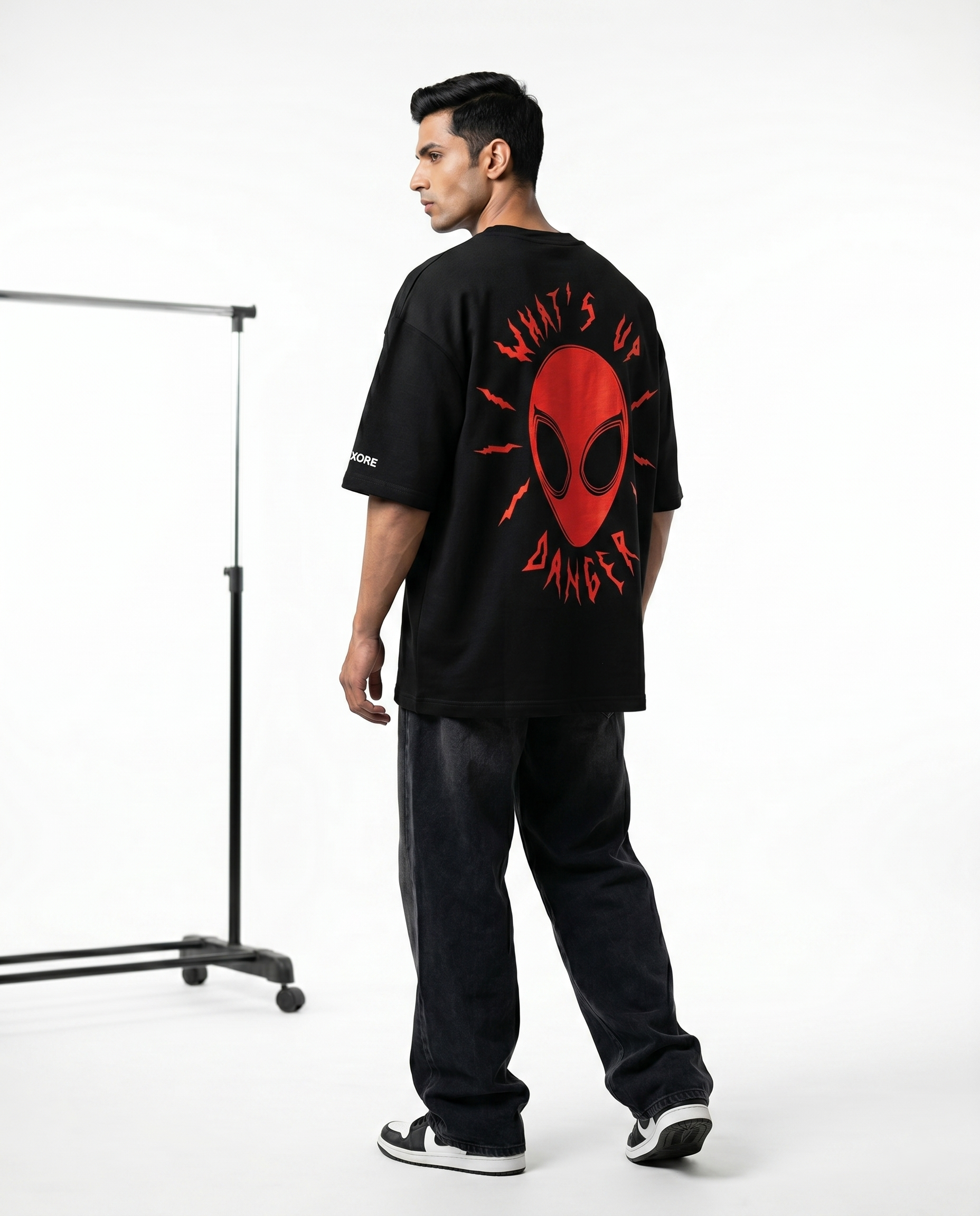 LUXORÉ WHAT'S UP DANGER GRAPHIC PRINTED TEE