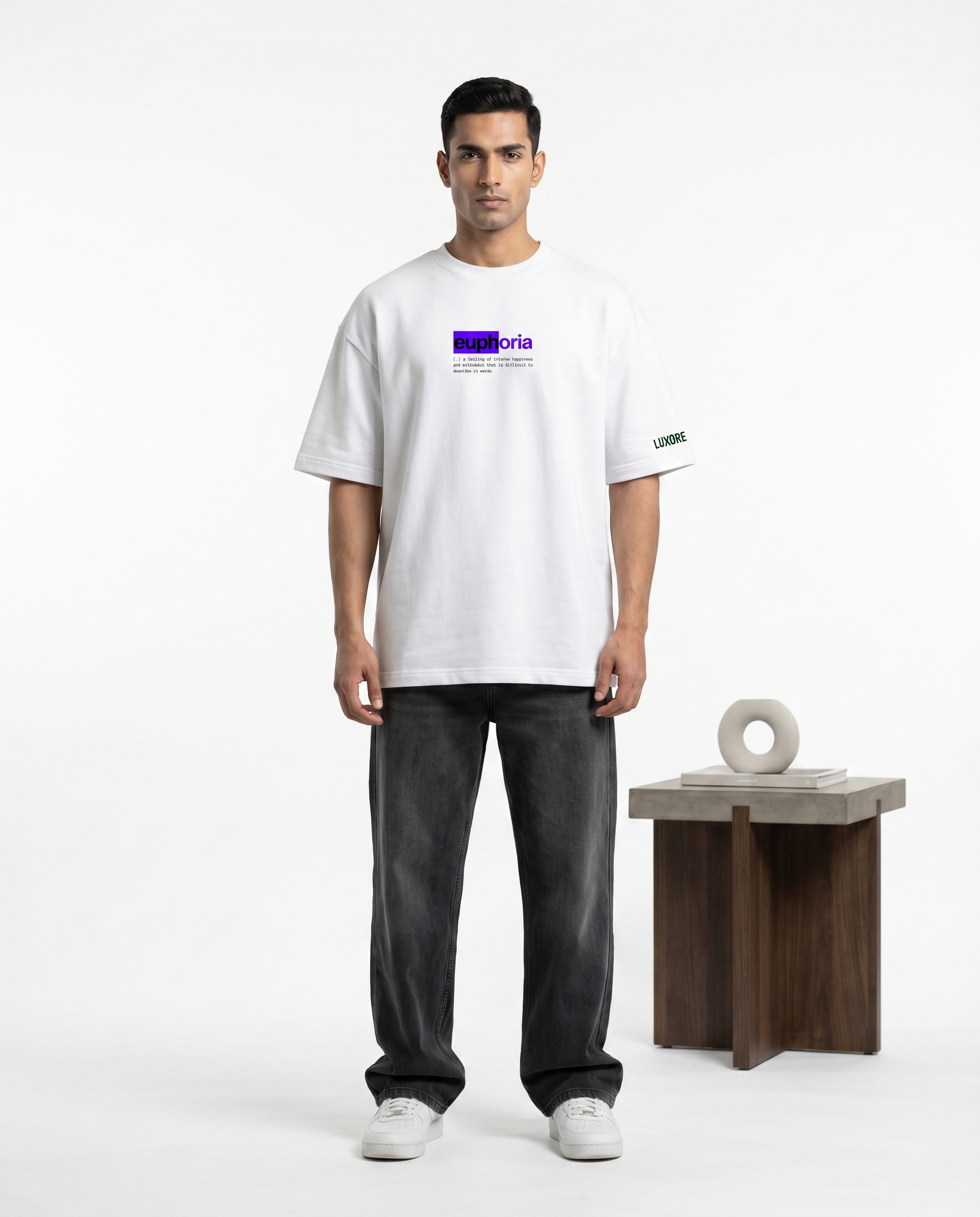 LUXORÉ EUPHORIA GRAPHIC PRINTED TEE