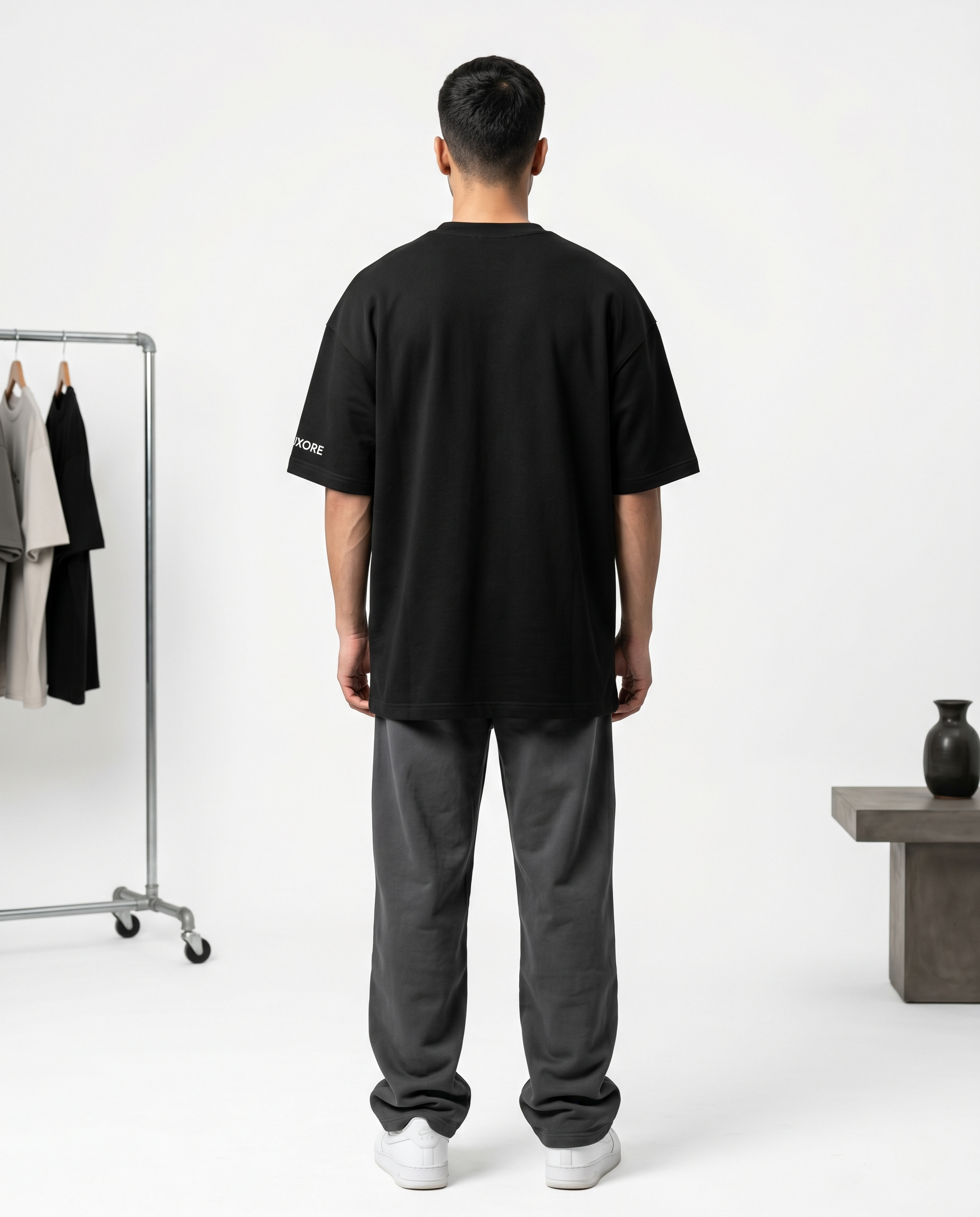 LUXORÉ EUPHORIA GRAPHIC PRINTED TEE