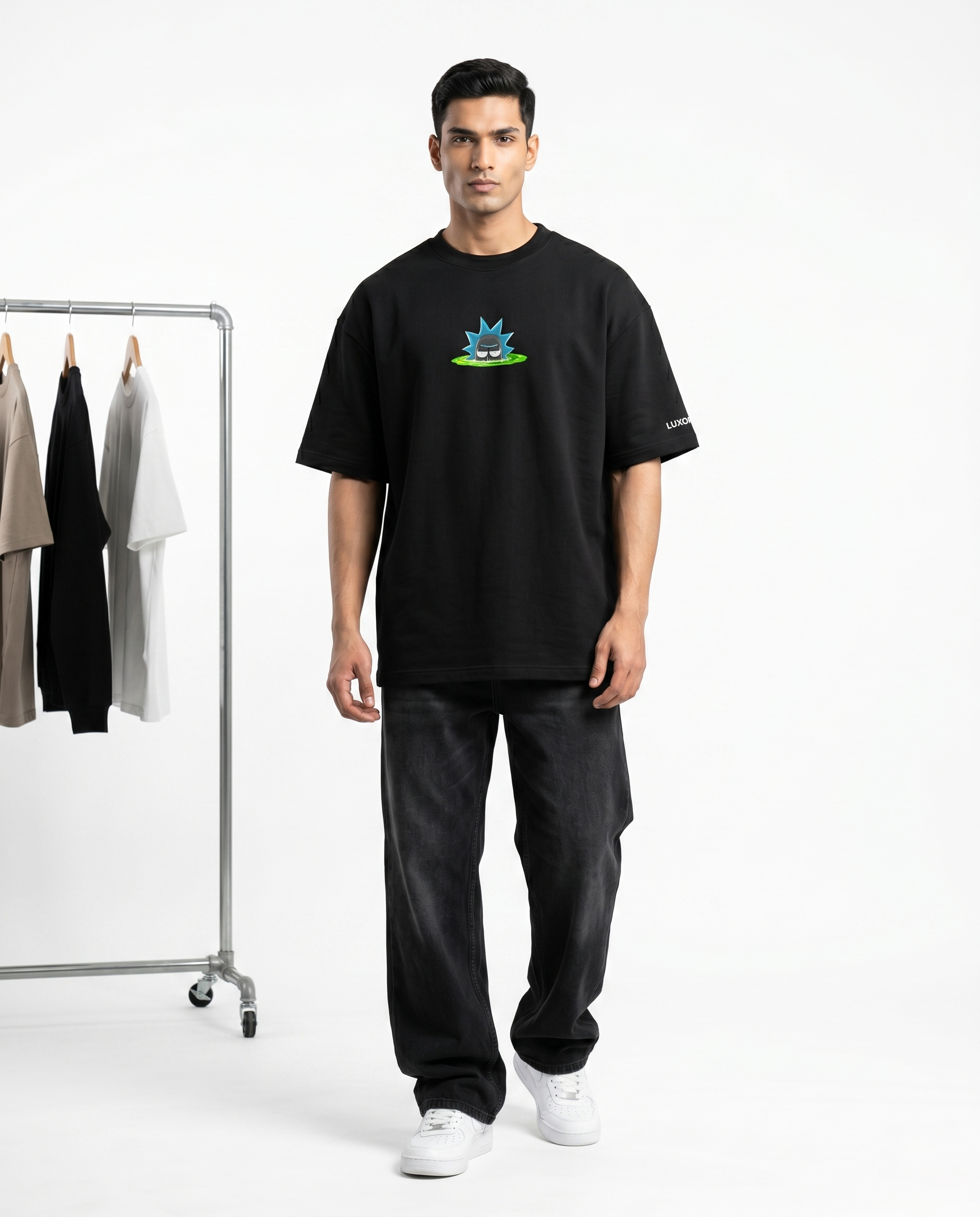 LUXORÉ RICK & MORTY LET'S FIGHT GRAPHIC PRINTED TEE
