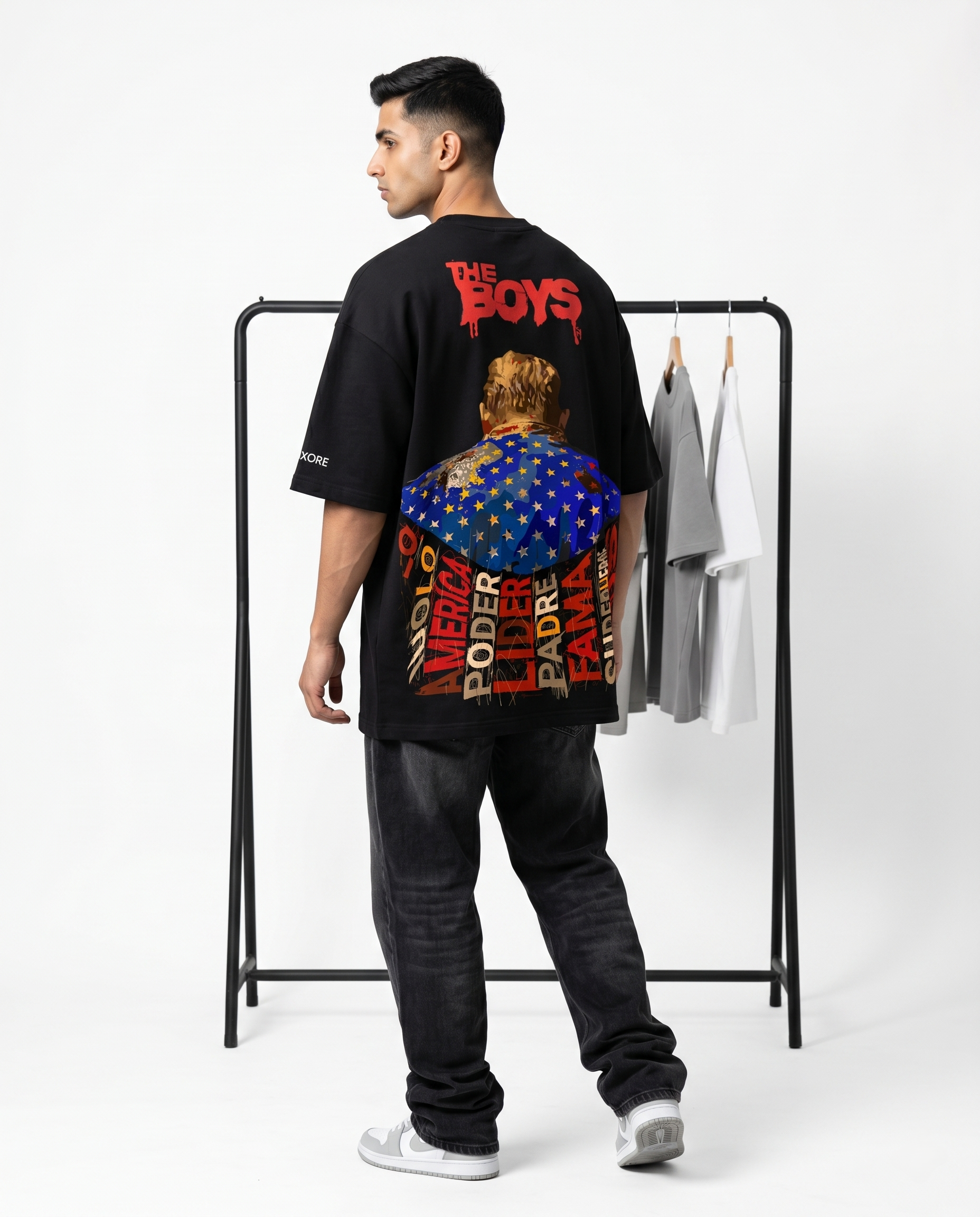 HOMELANDER PRINTED GRAPHIC TEE
