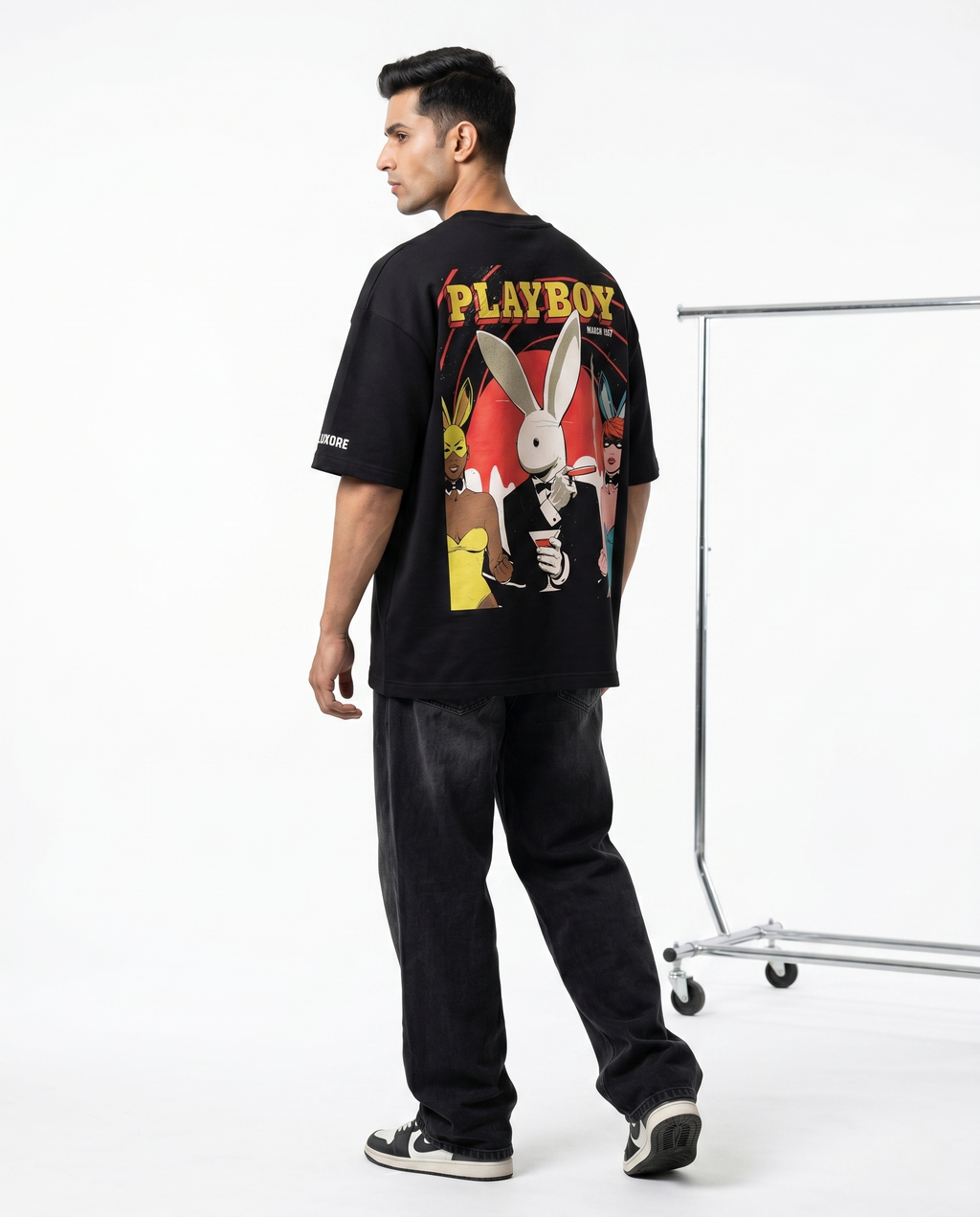 W T फ X PLAYBOY