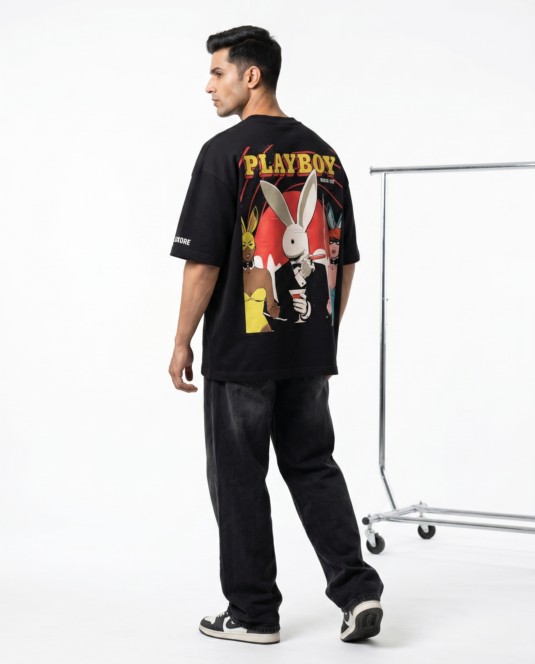W T फ X PLAYBOY