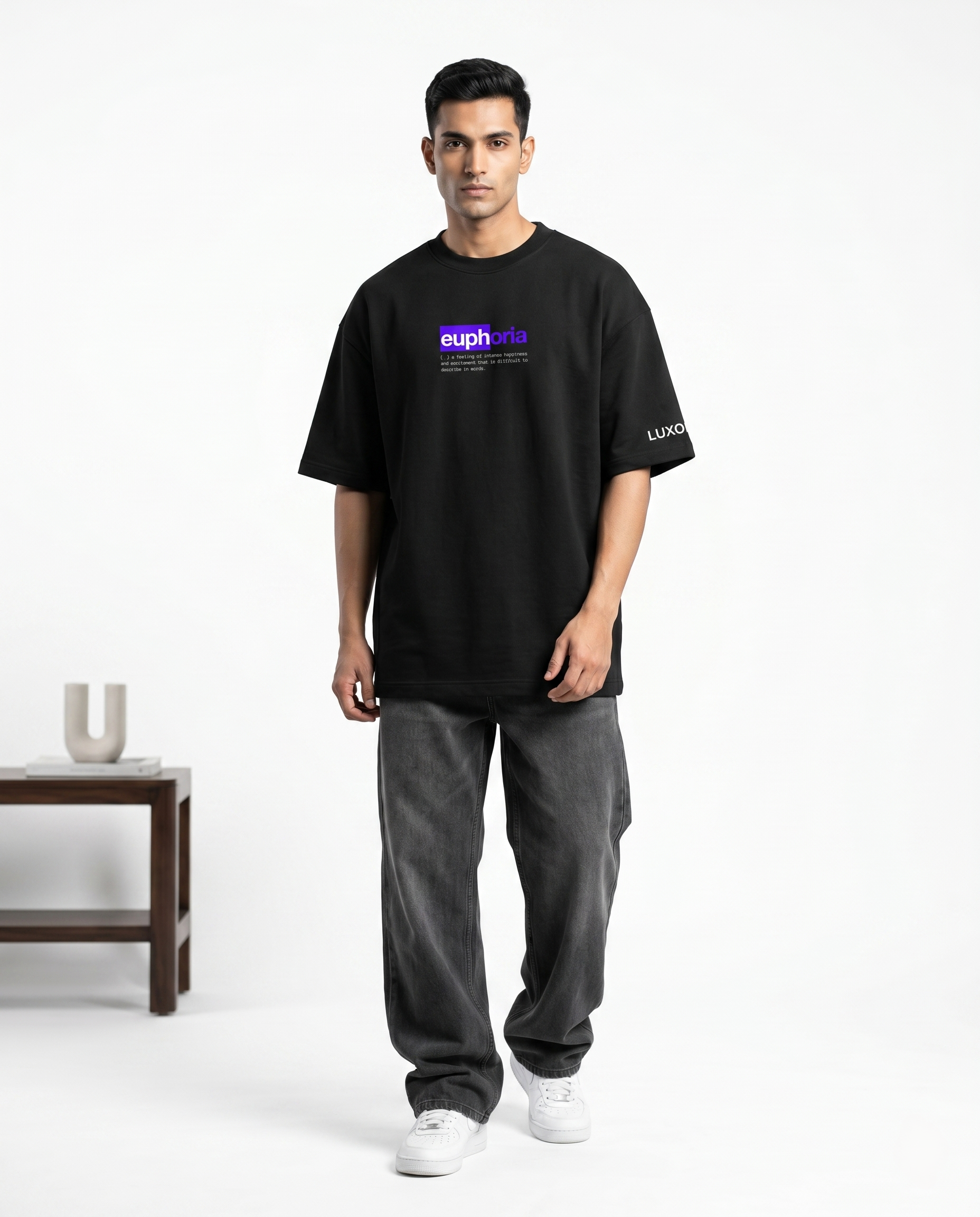 LUXORÉ SHADES OF EUPHORIA GRAPHIC PRINTED TEE