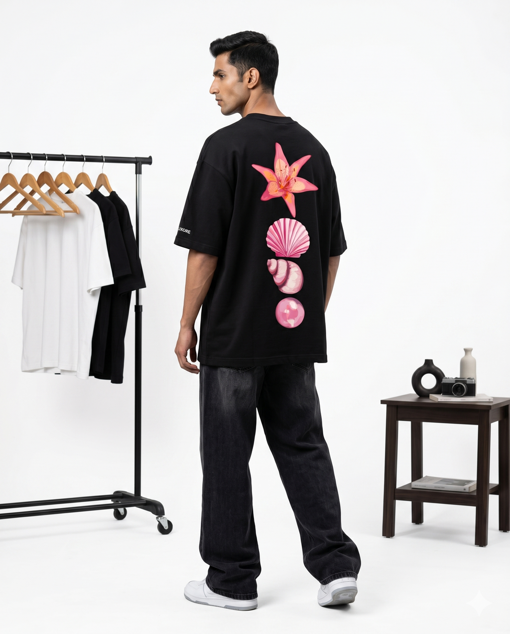 LUXORÉ STAR FISH GRAPHIC PRINTED TEE